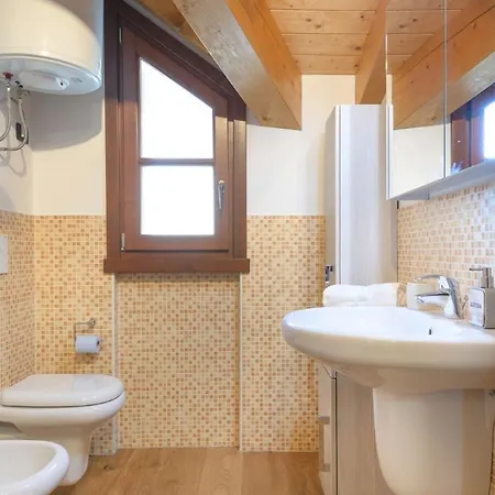 Appartement La Mansarda Ponte Di Legno